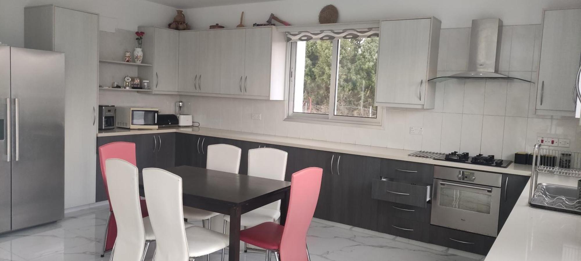 Kiti Village Villa, Cyprus, Salt-Water Pool, 6 Bedrooms, Larnaca Экстерьер фото